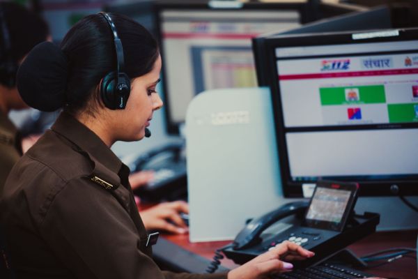 Transforming Emergency Response: How AI-Powered Virtual Assistants Facilitate Real-Time Language Translation